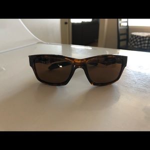 Oakley Unisex Sunglasses